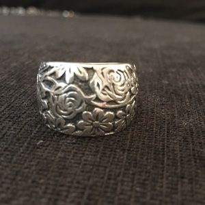 Silpada Engraved Ring R1583
